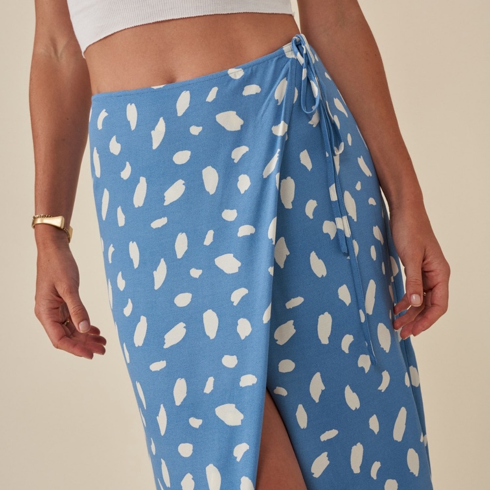 Reformation Kara Skirt Wave